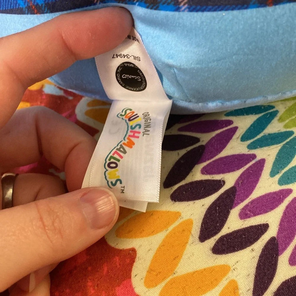 Squishmallows Hello Kitty & Friends Tuxedo Sam - Picture 4 of 8